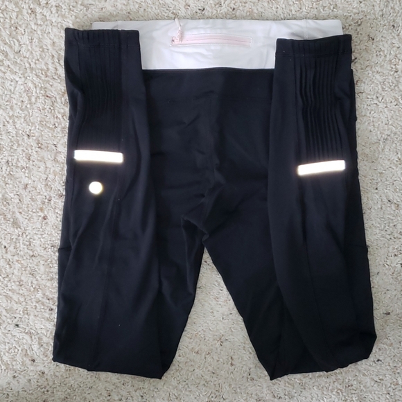 SOLD- Lululemon speed tights with ankle ruching - Picture 3 of 9